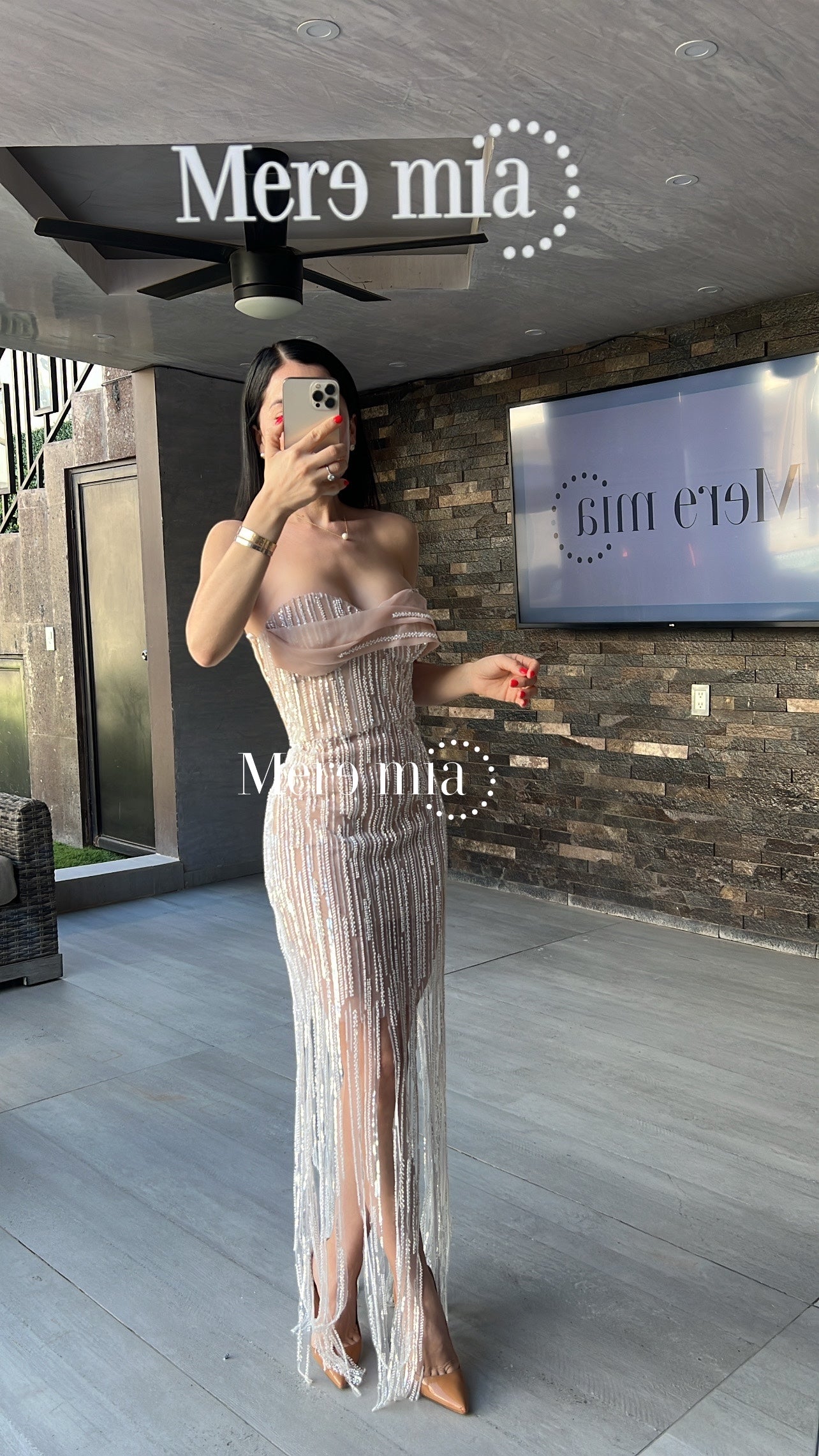 Vestido nude barbas plata