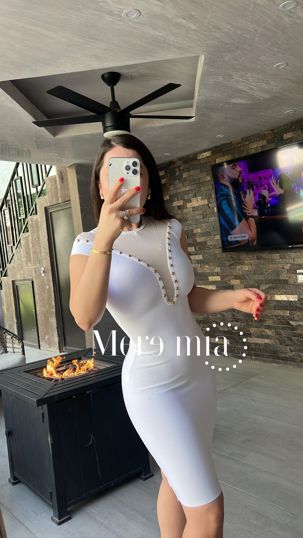 Vestido bandage estoperoles dorados