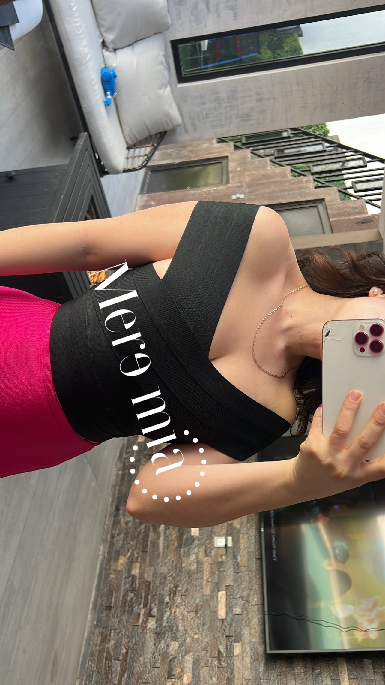 Crop top negro hombros