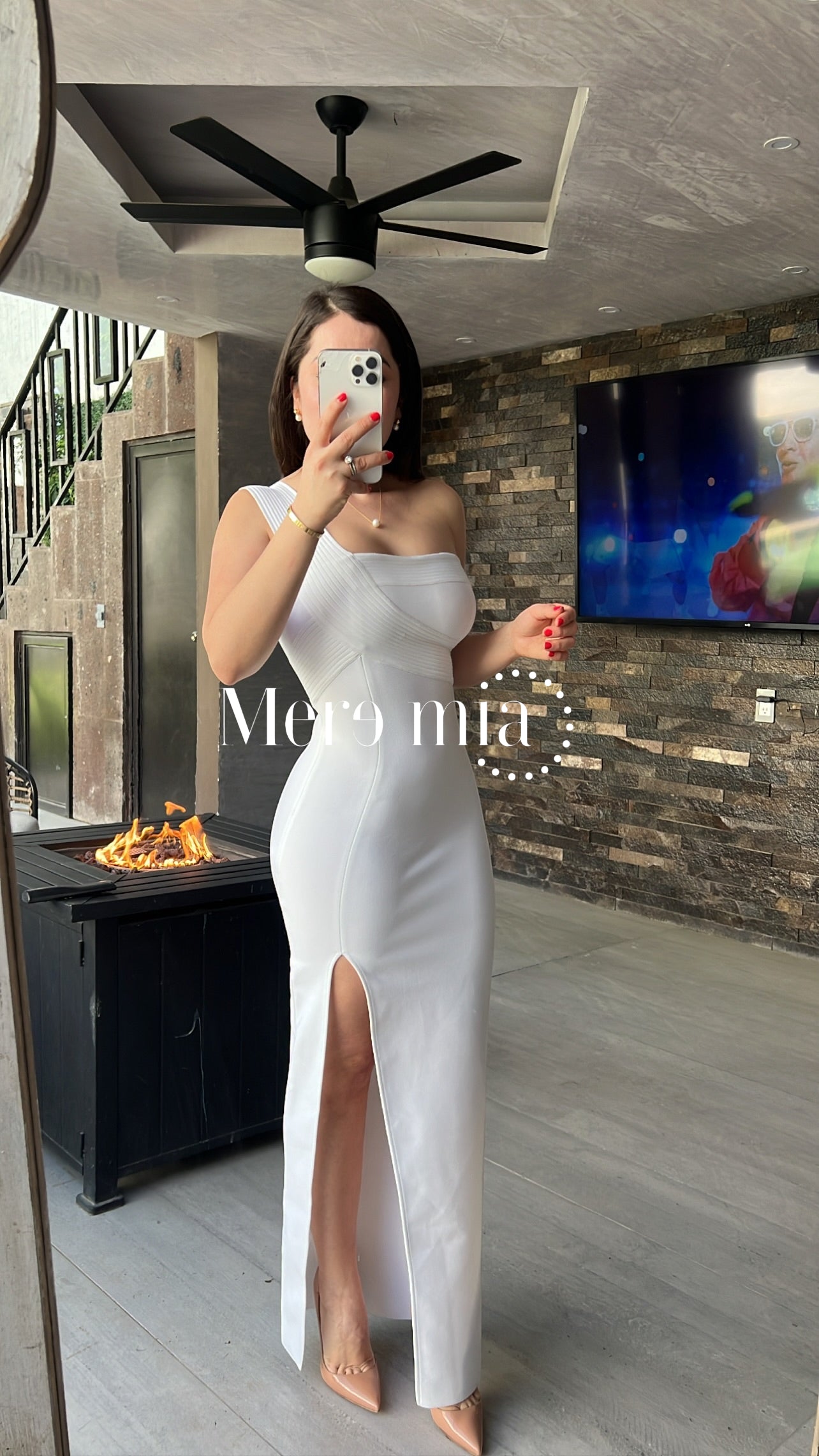 Vestido blanco de un hombro bandage