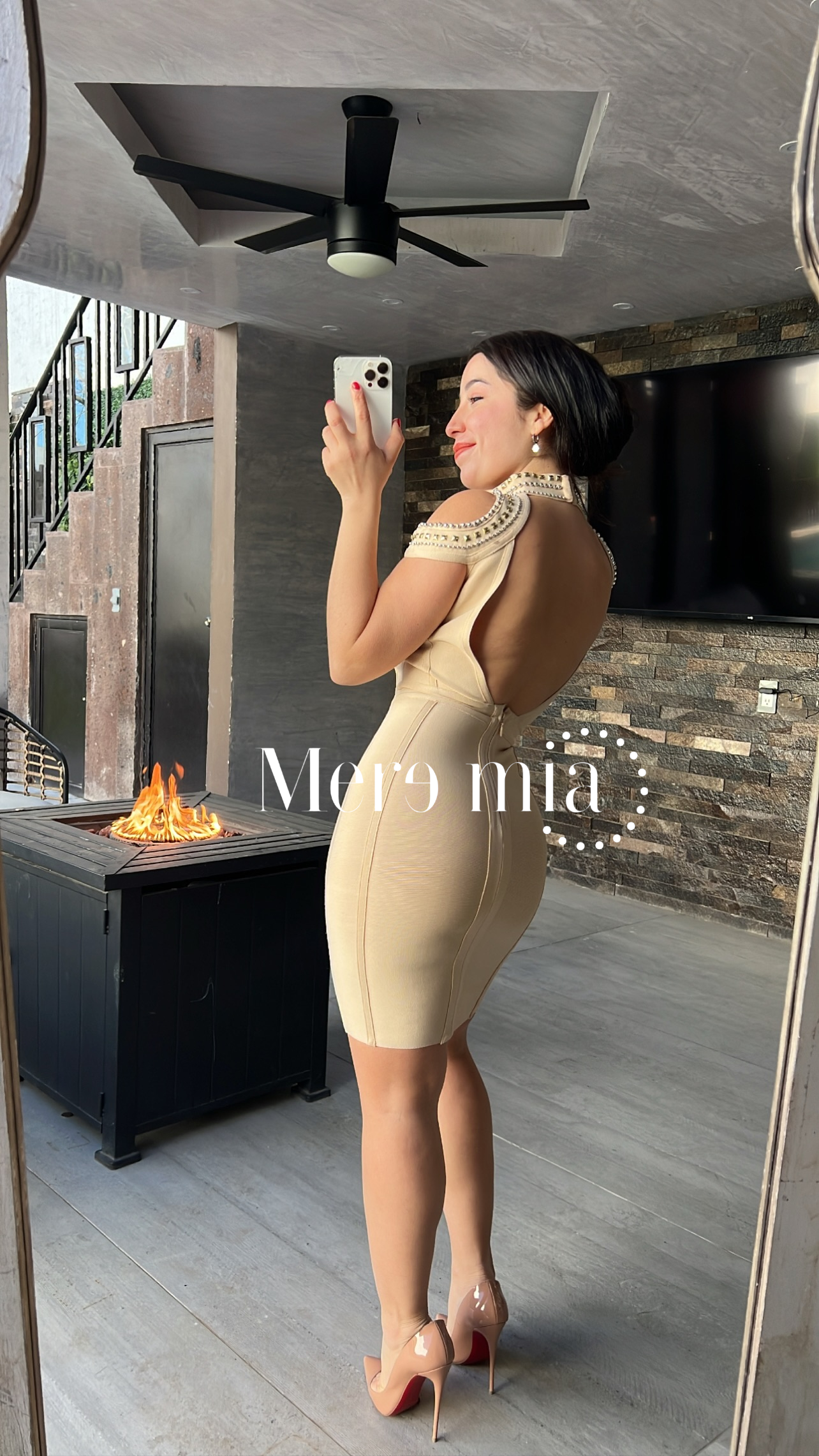 Vestido bandage nude con dorado